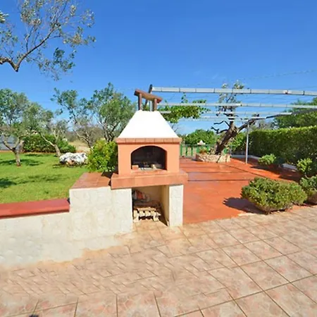 Con Piscina Villa