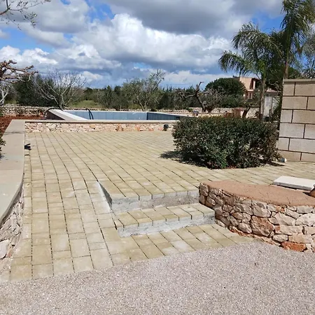 Villa Con Piscina *