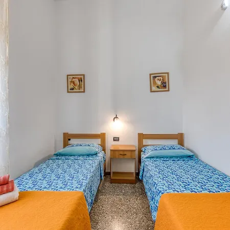Villa Con Piscina *